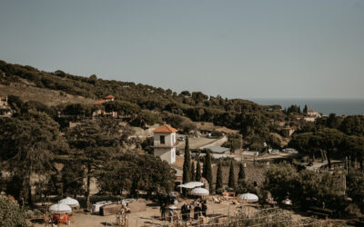Mediterranean charm that captivates international couples